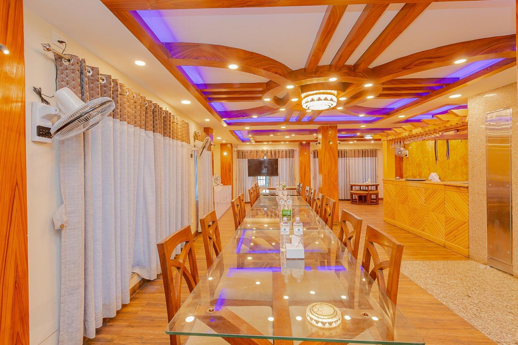 Oyo 799 Hotel Tik Tok Pvt Ltd. Kathmandu Exterior foto